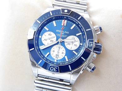 Brand New Breitling Super Chronomat B01 44mm.