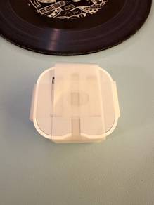 2 units original Apple 20W type C charger