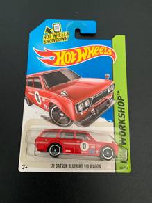 Hot Wheels ‘71 Datsun Bluebird 510 Wagon Red