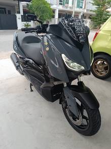 Yamaha XMAX
