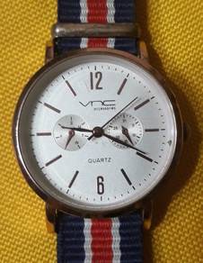 Watch @ Vincci - Stripe