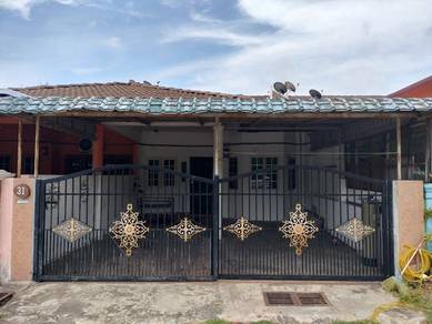 1-storey Terraced House For Sale in Ayer Molek,MLK