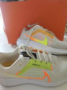 nike PEGASUS 40