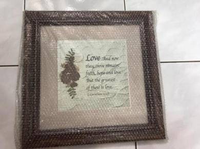 15 inch Photo Frame with Love Wordings