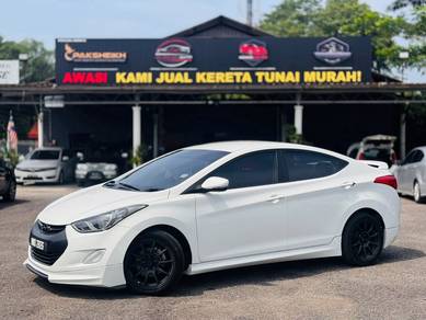 Hyundai Elantra STANDARD SPEC in Senai, JHR