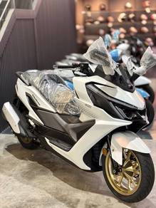 Sym Cruisym 400i