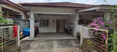 1-storey Terraced House For Sale in Salak Tinggi,SGR