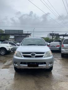 Toyota Hilux G in Penampang, SBH