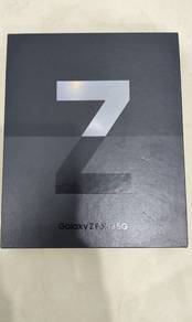 Galaxy Z Fold 3 Phantom Silver 512GB