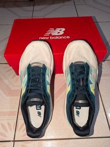 New Balance Rebel v5