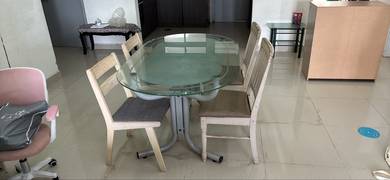 Dining table with 4 chaots
