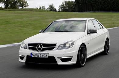 Mercedes Benz W204 C63 AMG FL Bodykit Conversion