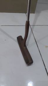 Vintage putter for sale