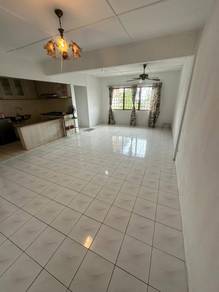 Flat For Sale in Saujana Damansara