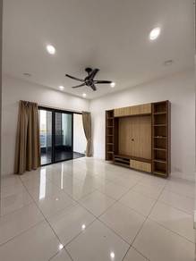Condominium For Sale in The Veo