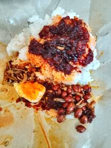 Bukan nasi lemak sabah. 