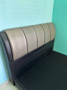 Queen size bed frame