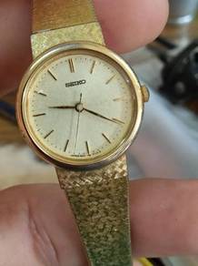 Vintage seiko lady watch