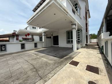 Semi-Detached House For Sale in Gelugor,PNG
