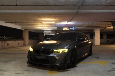 BMW 330Li 30Li M SPORT LWB in Damansara, KUL