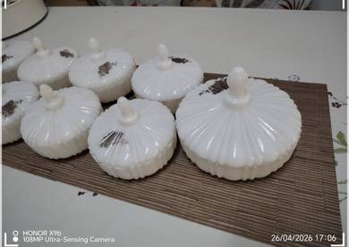 Sets Vintage White Glass Multipurpose Jar / Balang