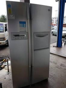 LG Ice Side by side Refrigerator fridge freezer