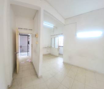 Flat For Sale in Taman Pulai Utama