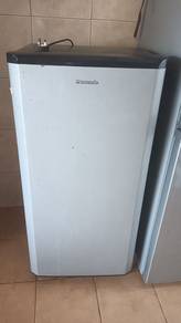 Peti Sejuk Panasonic 1pintu