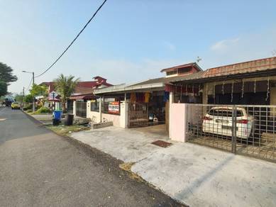 1-storey Terraced House For Sale in Seri Kembangan,SGR