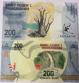 Madagascar 200 ariary 2017 p new unc