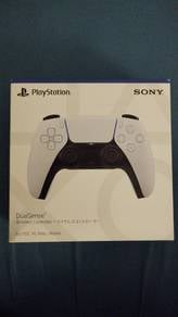 mint in box PS5 Dual sense wireless controller 