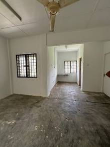 Flat For Sale in Pangsapuri Merak (Kangkar Pulai)
