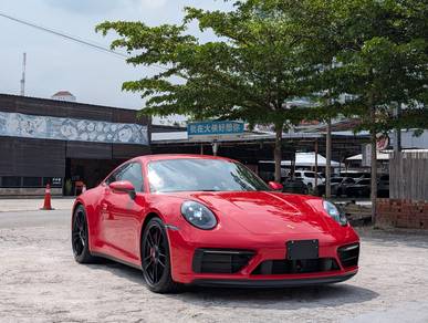 Porsche 911 Carrera CARRERA GTS in Old Klang Road, KUL