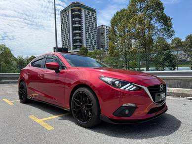 Mazda 3 (CBU) in Seri Kembangan, SGR