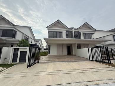 Semi-Detached House For Sale in Cyberjaya,SGR