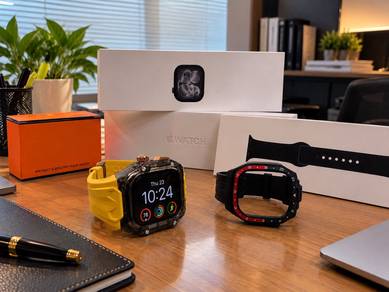 Apple Watch 11 ( 46mm + Brand New)