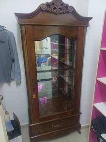 display cabinet