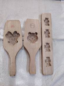 wooden kueh mould