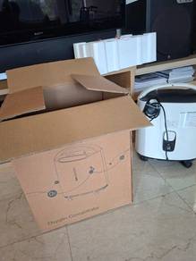 Oxygen Concentrator - used, c/w original box