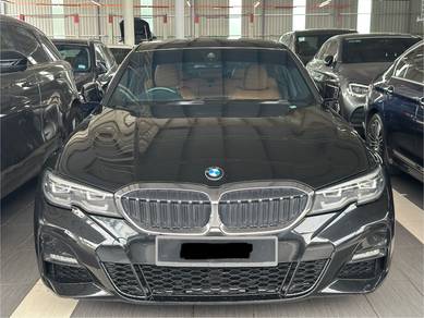 BMW 330i 30i M SPORT in Johor Bahru, JHR