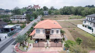Bungalow House For Sale in Shah Alam,SGR