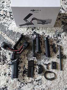DJI RS3 Combo Camera Gimbal