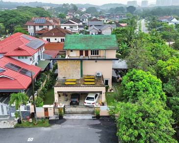 Bungalow House For Sale in Bangi,SGR