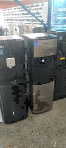 Besar tank : 4 Liter . En.19a
