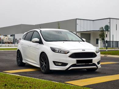 2016 Ford Focus ECOBOOST SPORT+