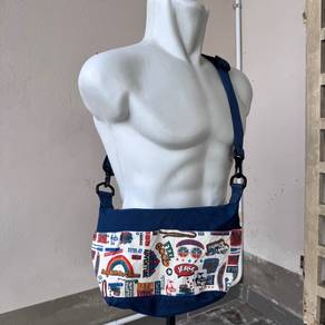 CHUMS Collect Shoulder Sweat Nylon sling bag