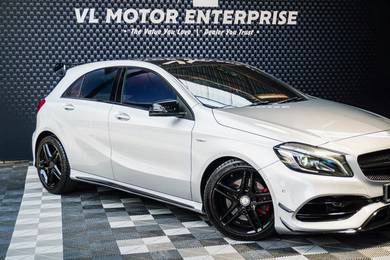 Mercedes Benz A250 250 SPORTS (CBU) in Desa Petaling, KUL