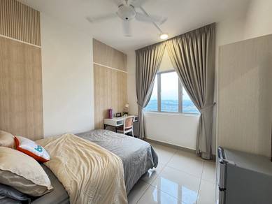 Service Residence For Rent in Acacia Residences