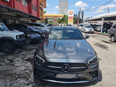 Mercedes Benz E300 300 AMG LINE in Cheras, KUL