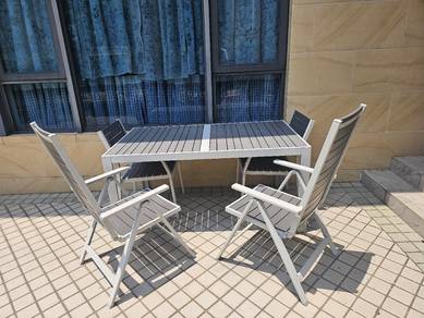outdoor table & 4 chairs set